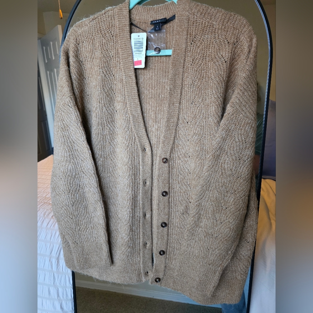 Torrid Vegan Cashmere V-Neck Drop Shoulder Cardigan Winter Camel, Size 1 (14-16)